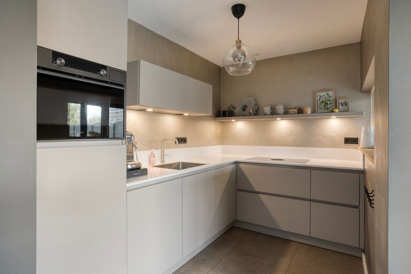 Photo 19 of Meander 5