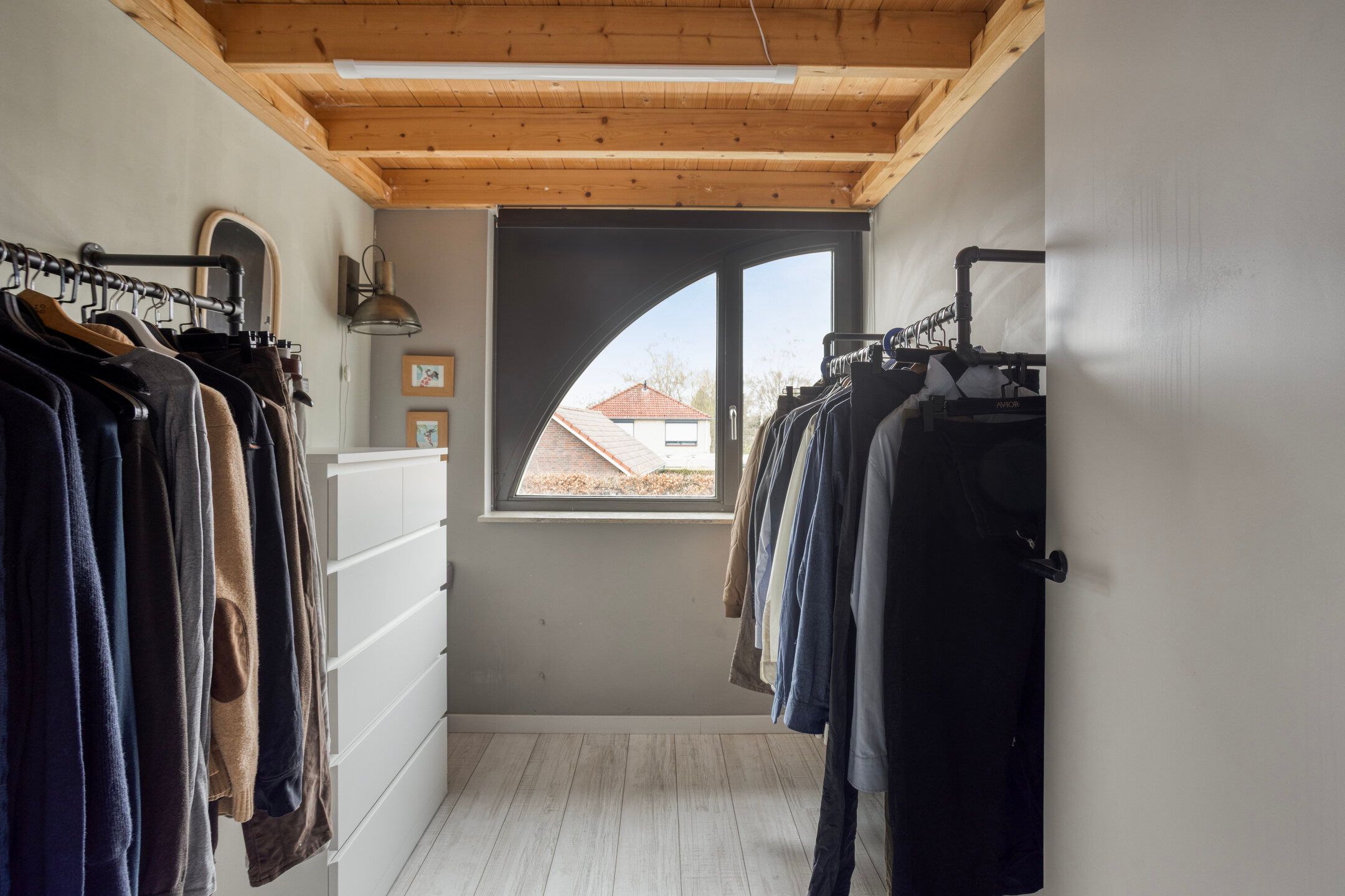 Photo 36 of Meander 5