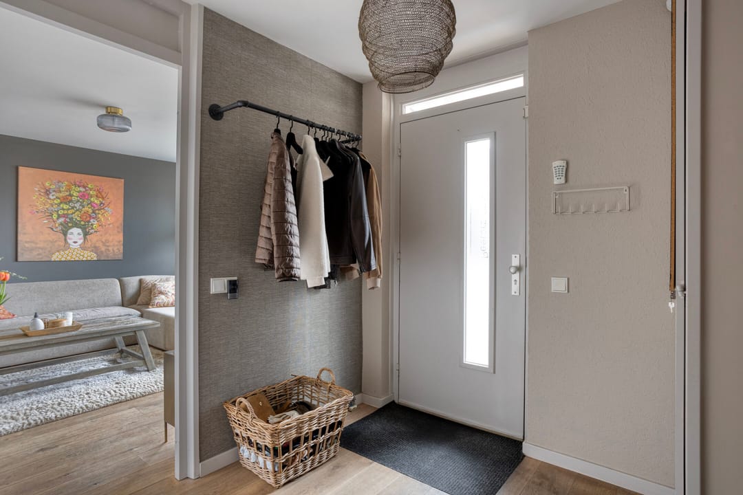 Photo 7 of Meander 5