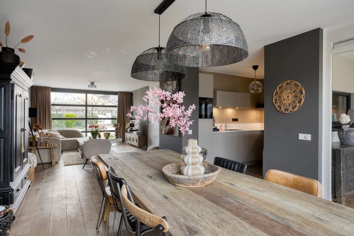 Photo 3 of Meander 5