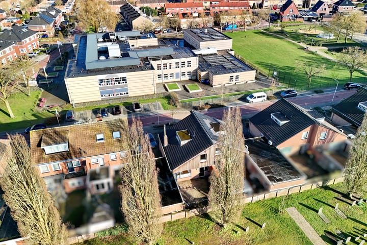 Photo 2 of Schoolstraat 28