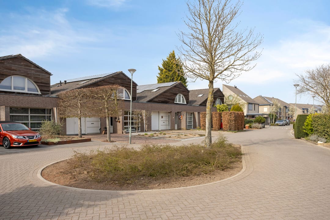 Photo 46 of Meander 5