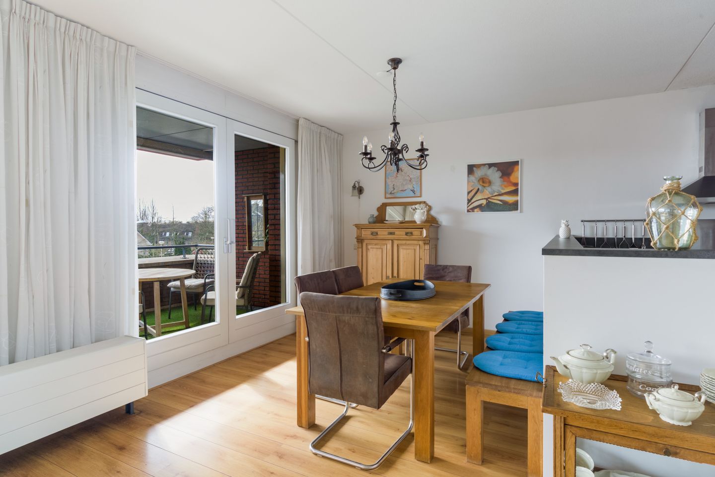 Photo 19 of De Henschoterhof 2