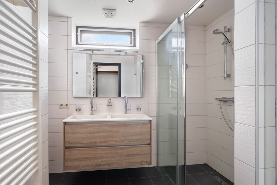 Photo 38 of Freesiastraat 11