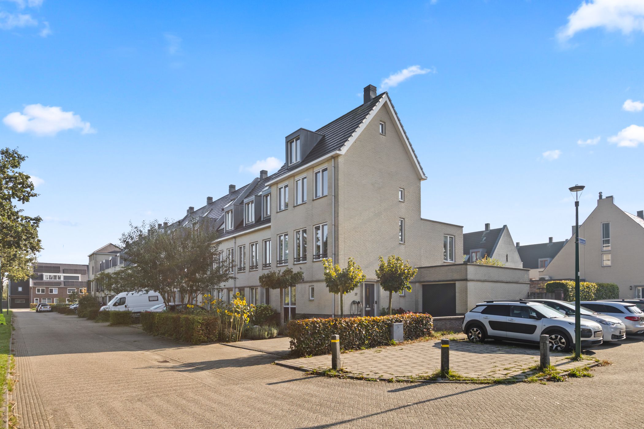 Foto 39 van Waalsteen 37