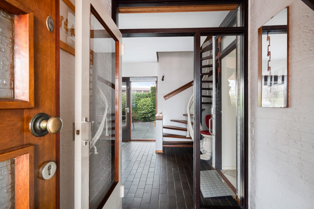 Photo 8 of Freesiastraat 11