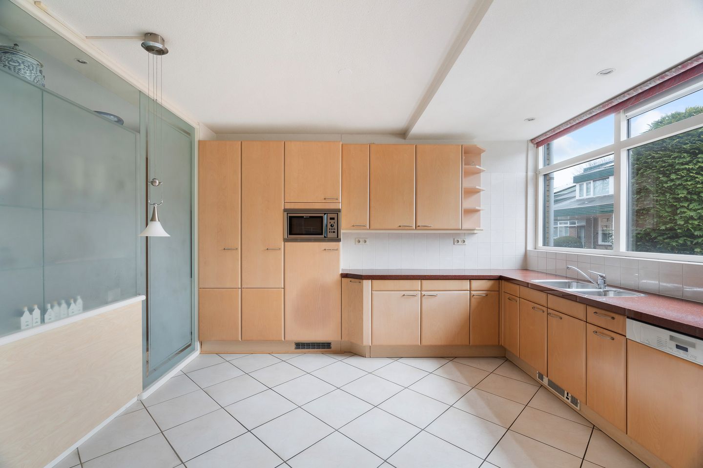 Photo 20 of Freesiastraat 11