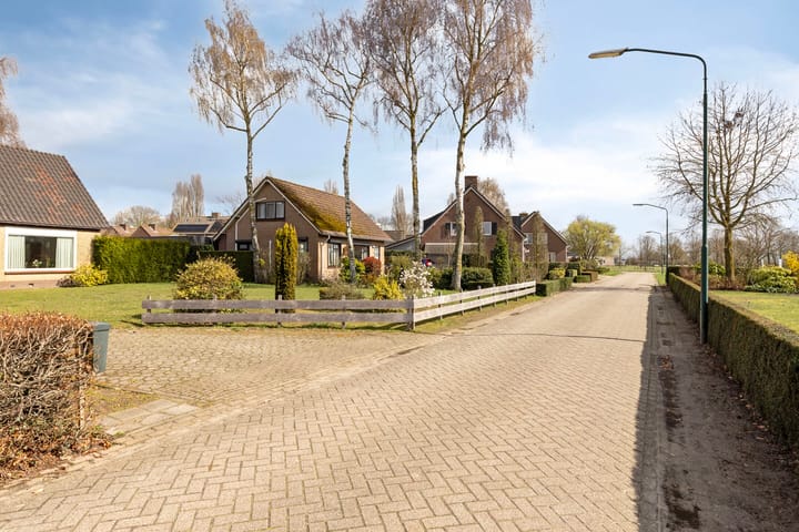 Photo 4 of Torenstraat 9