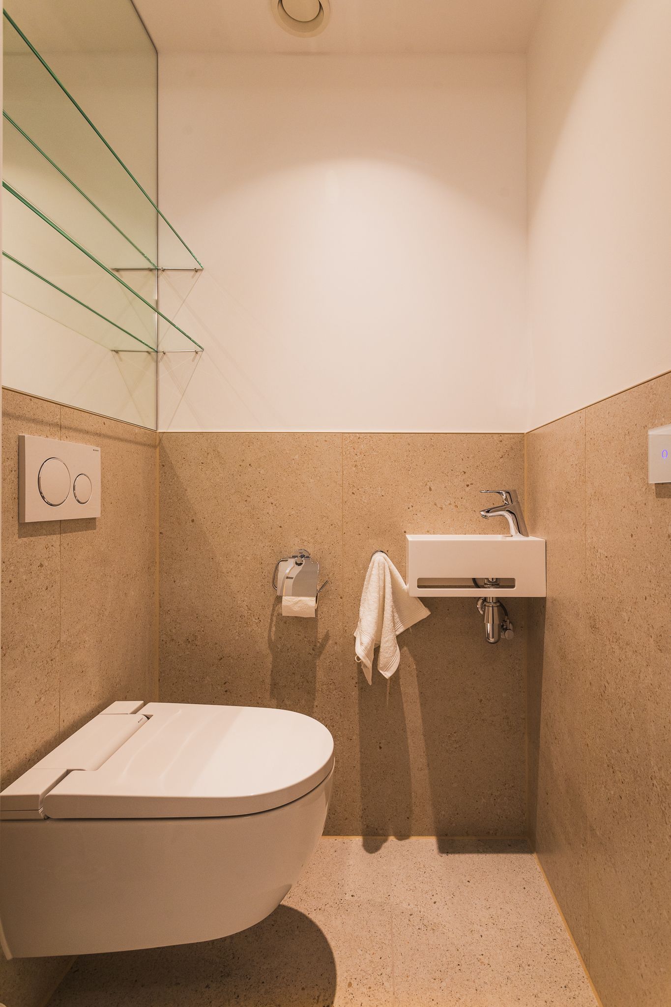 Foto 45 van Loosduinseweg 373-B1