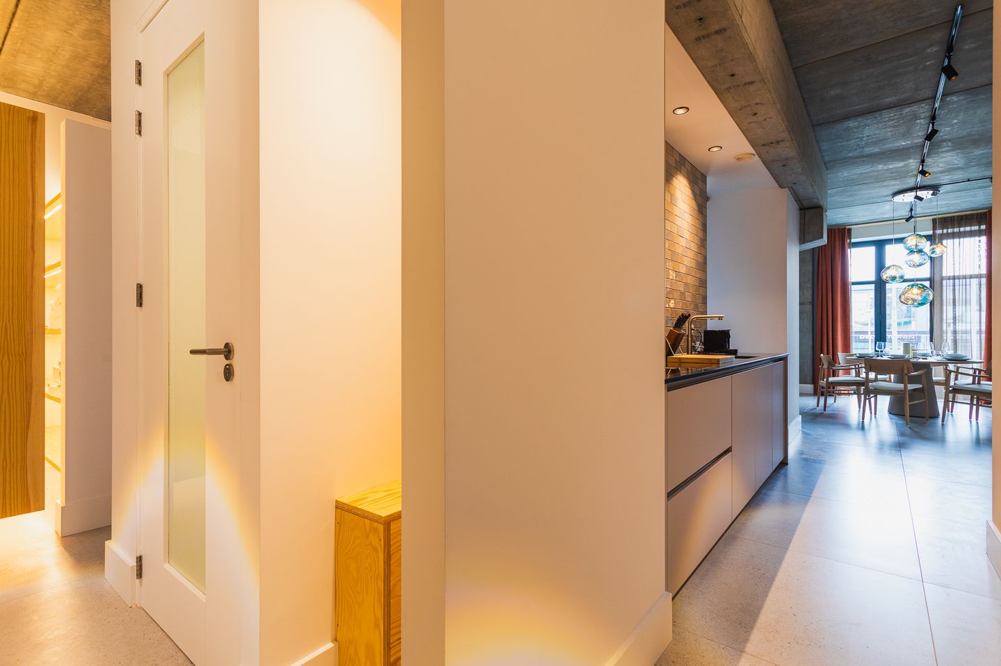 Foto 20 van Loosduinseweg 373-B1