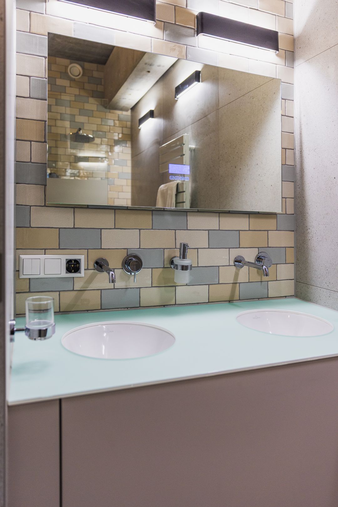 Foto 32 van Loosduinseweg 373-B1