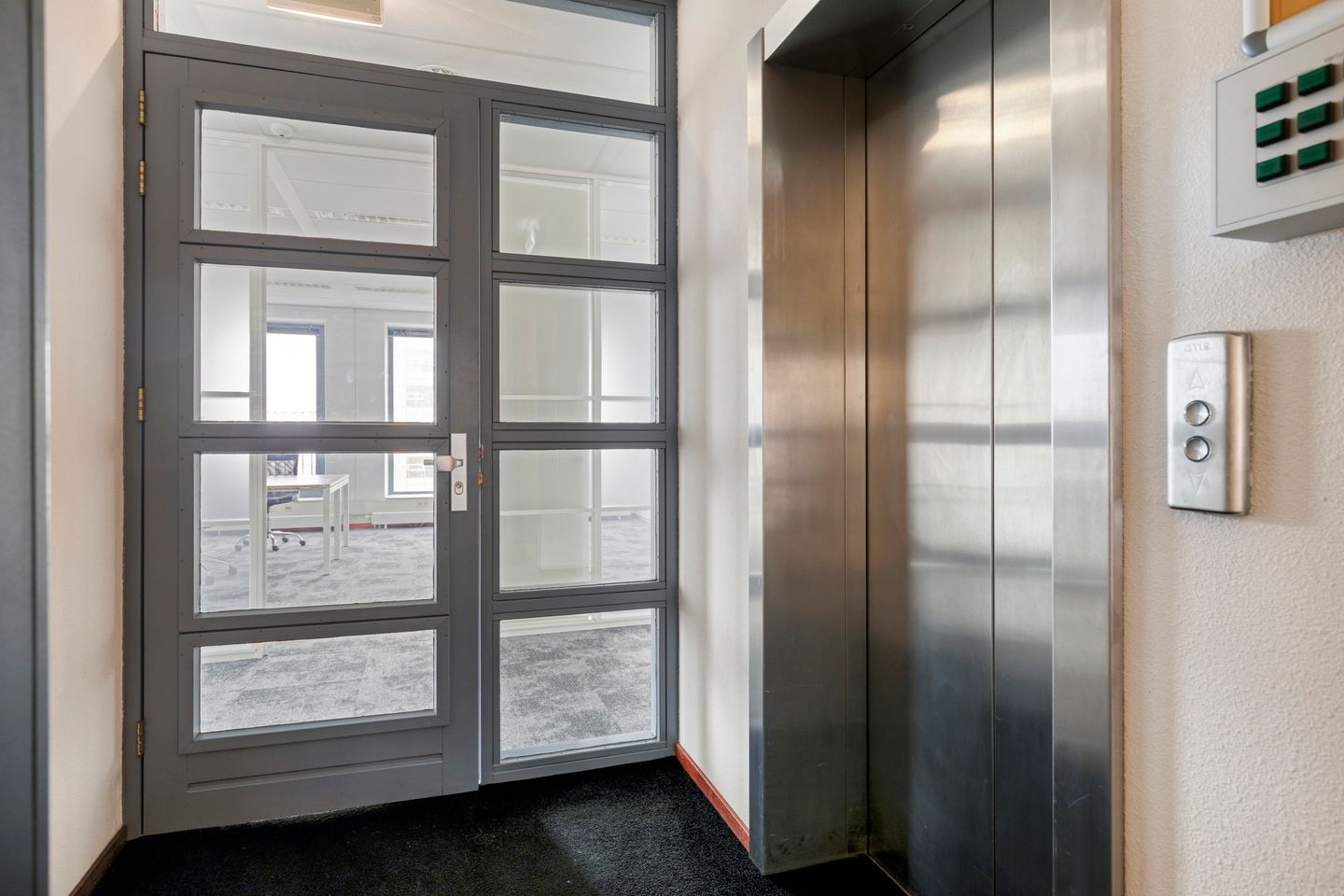 View photo 5 of Fascinatio Boulevard 562