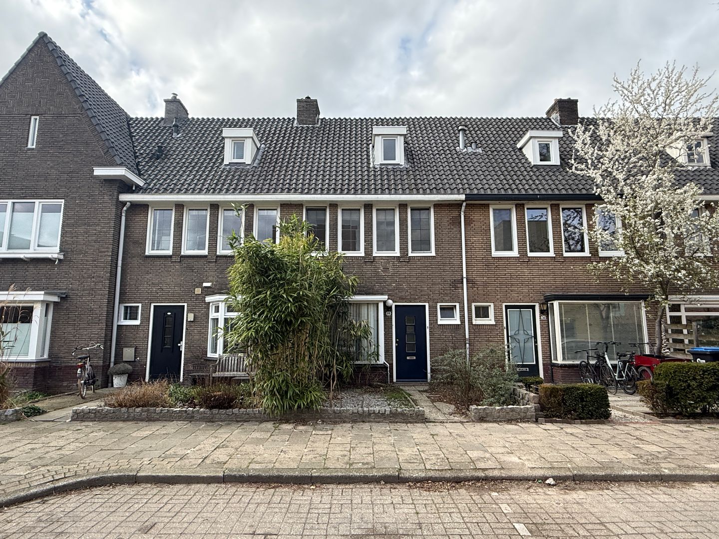 Photo 1 of Brugmanstraat 40