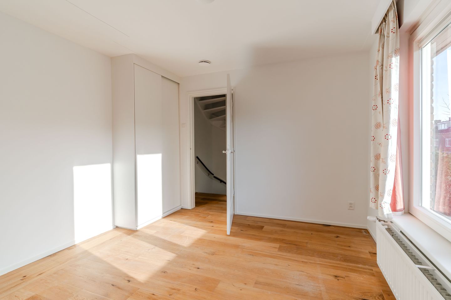 Foto 14 van Middelweg 77