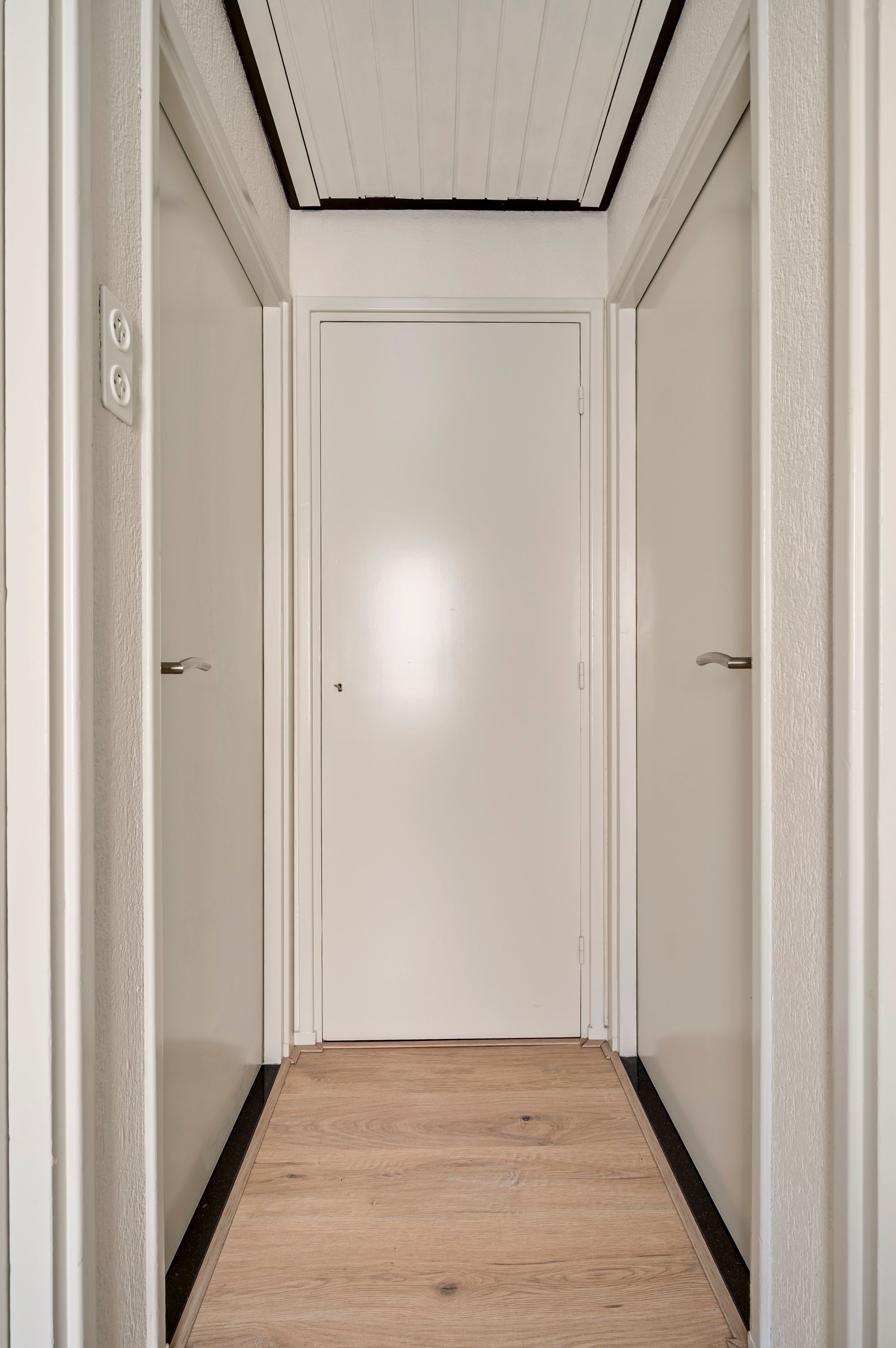 Foto 27 van Van Den Bongaertstraat 3