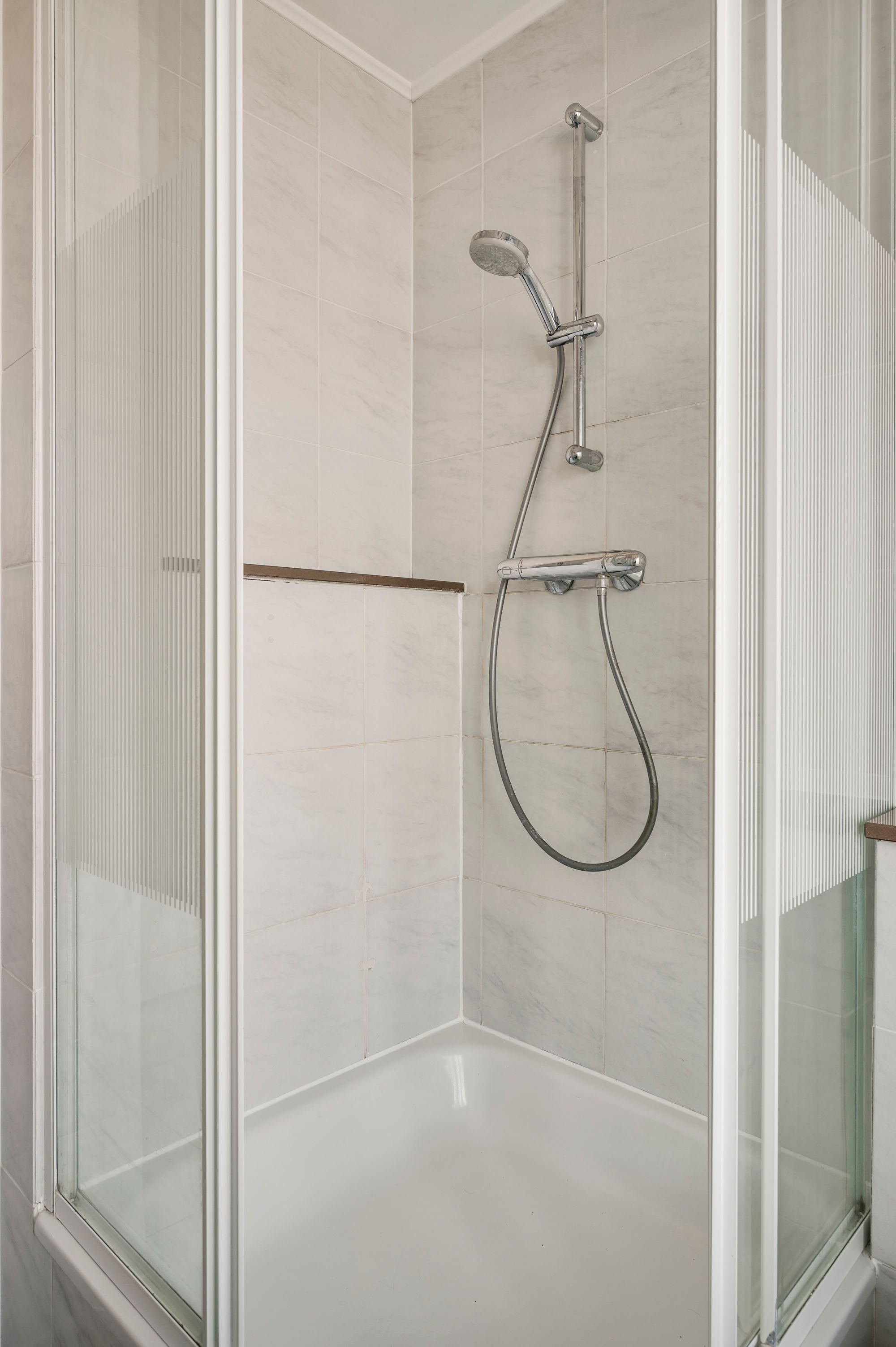 Foto 33 van Van Den Bongaertstraat 3