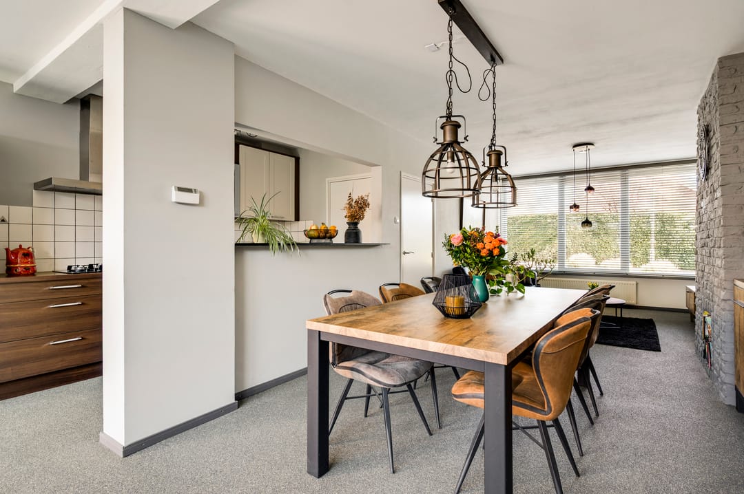 Foto 16 van Van Den Bongaertstraat 3