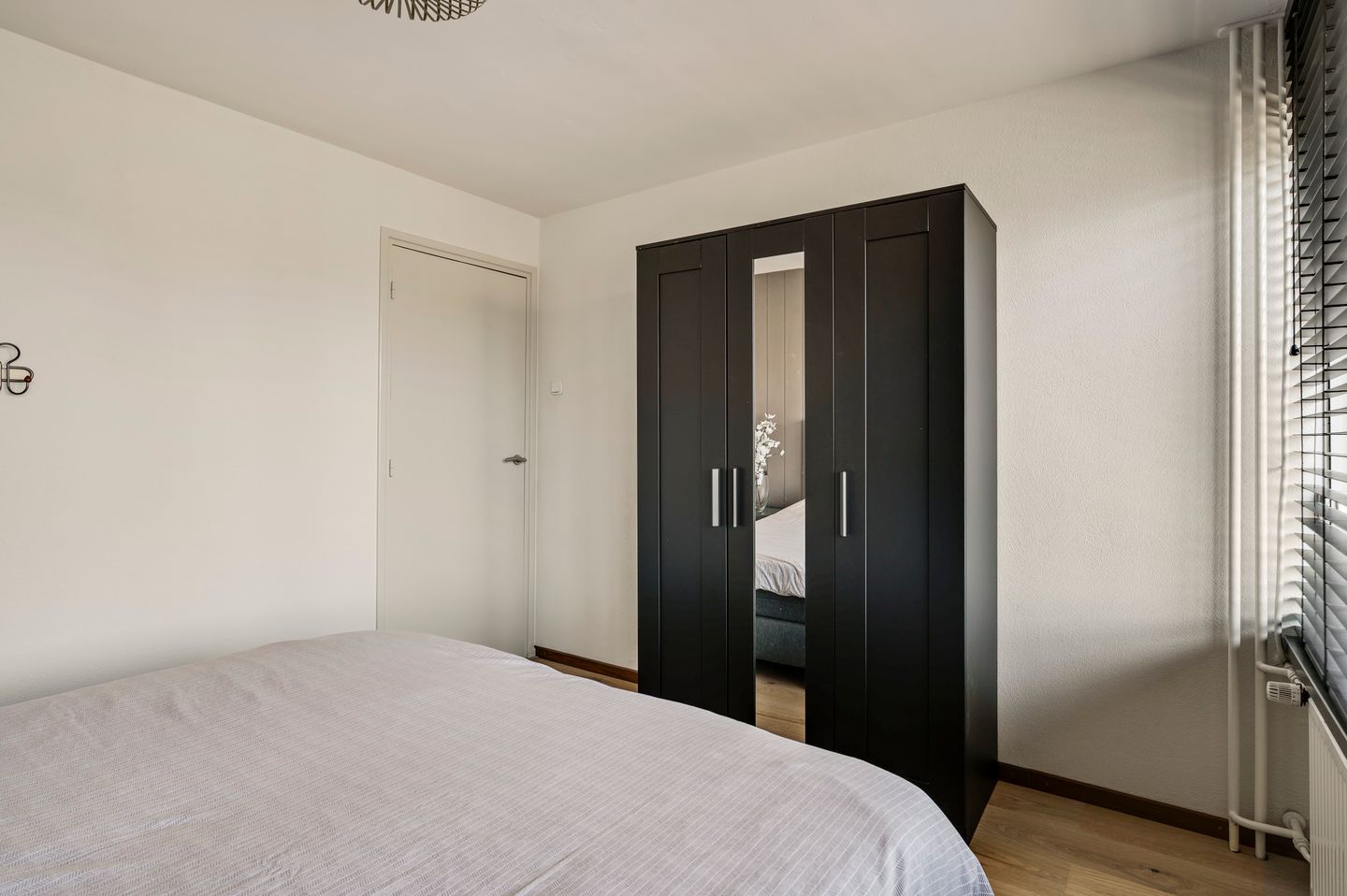 Foto 29 van Van Den Bongaertstraat 3