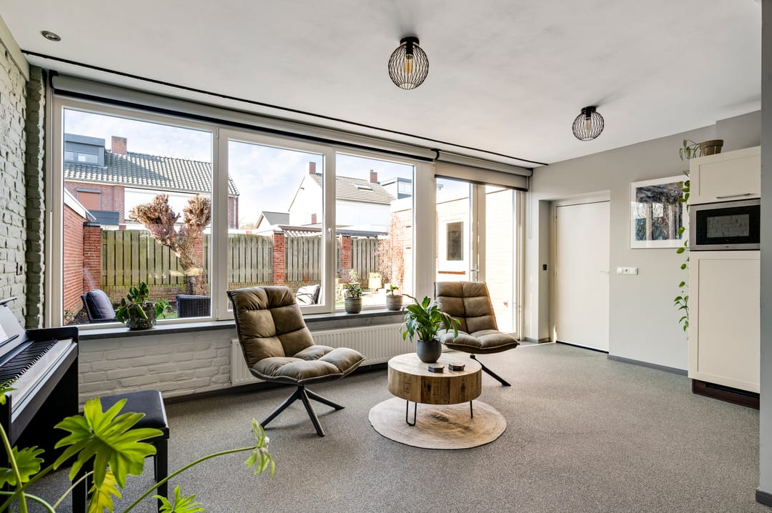 Foto 17 van Van Den Bongaertstraat 3