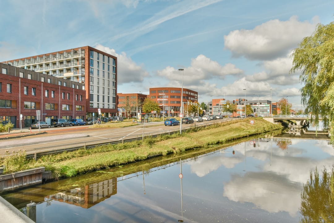 Photo 1 of Pieter van Musschenbroekstraat 31