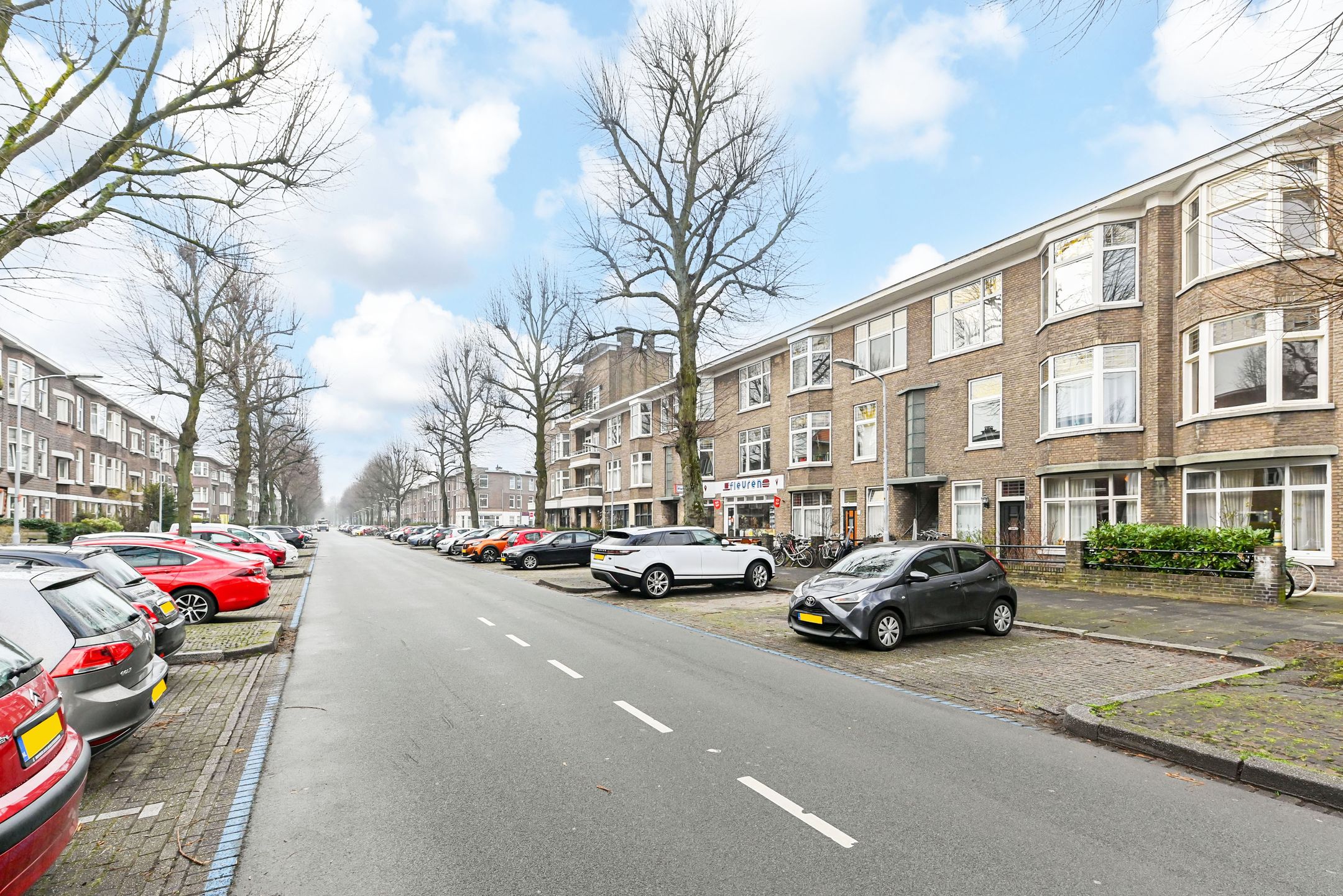 Photo 21 of van de Wateringelaan 185