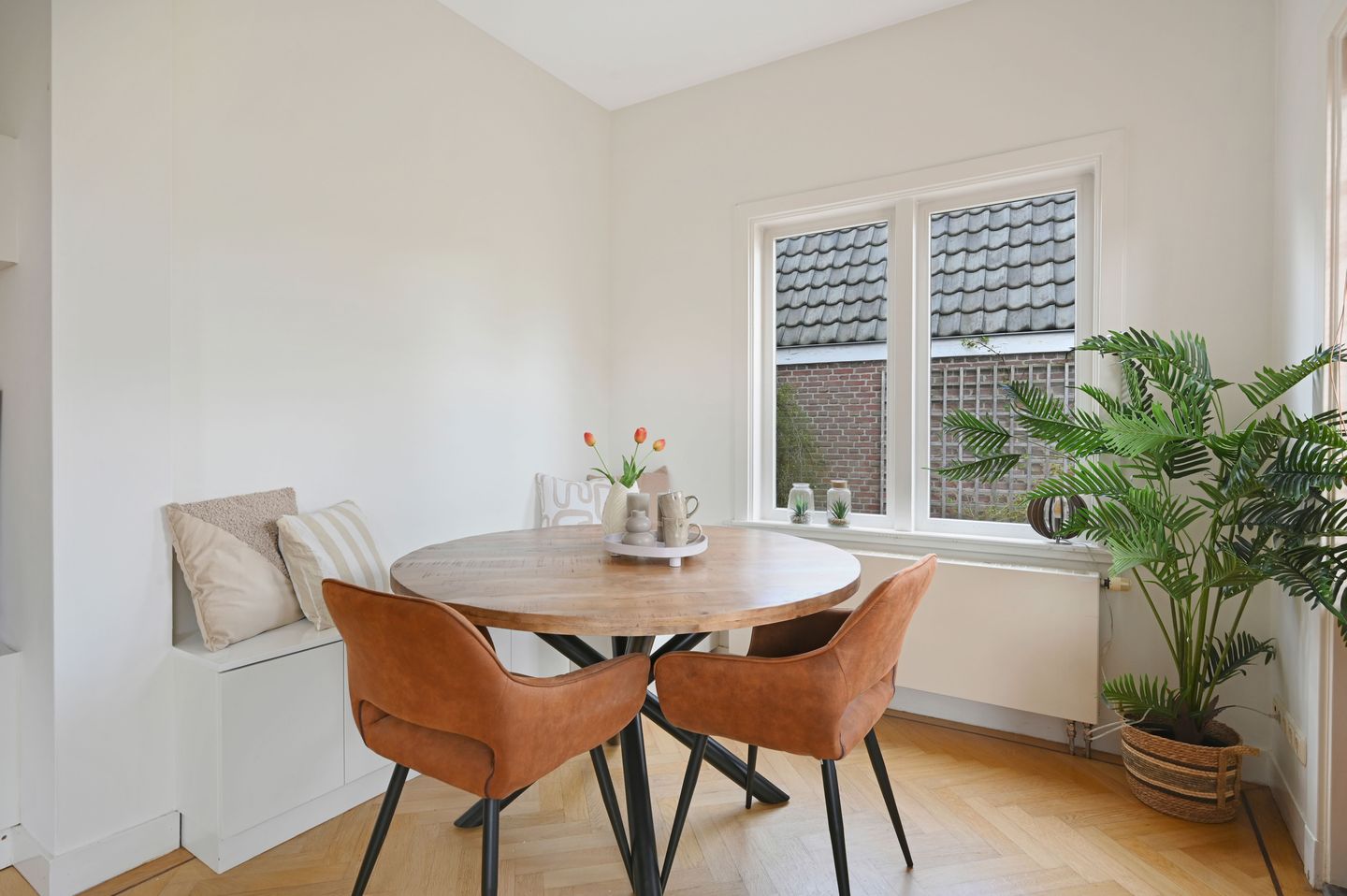 Foto 10 van Van Zuylen van Nijeveltstraat 79