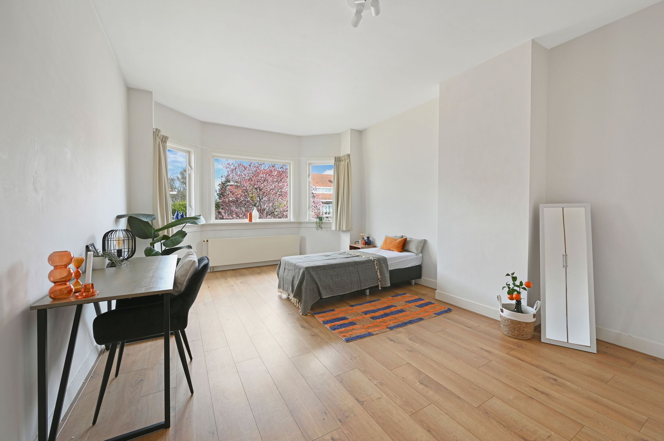 Foto 33 van Van Zuylen van Nijeveltstraat 79