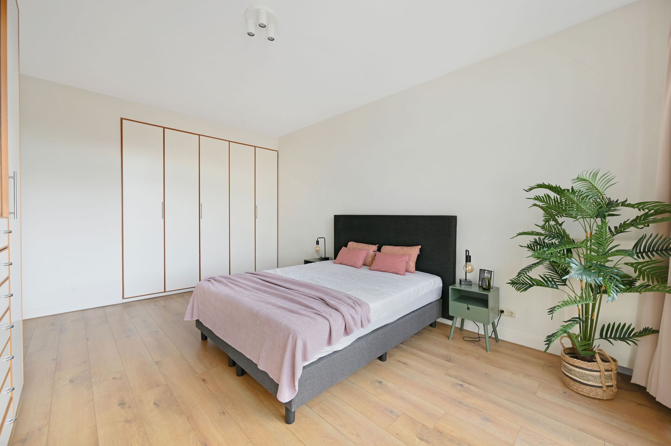 Foto 27 van Van Zuylen van Nijeveltstraat 79