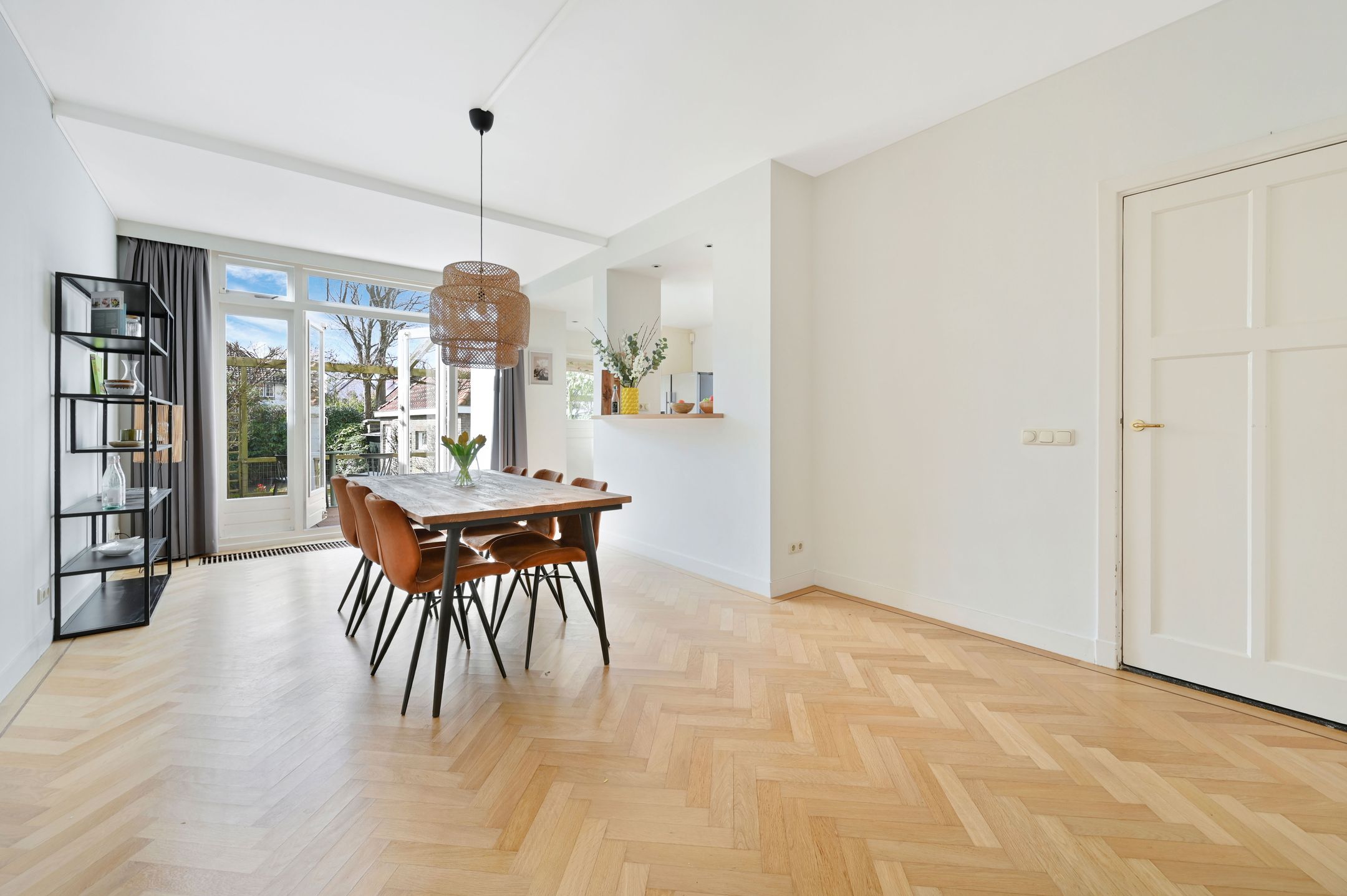 Foto 15 van Van Zuylen van Nijeveltstraat 79