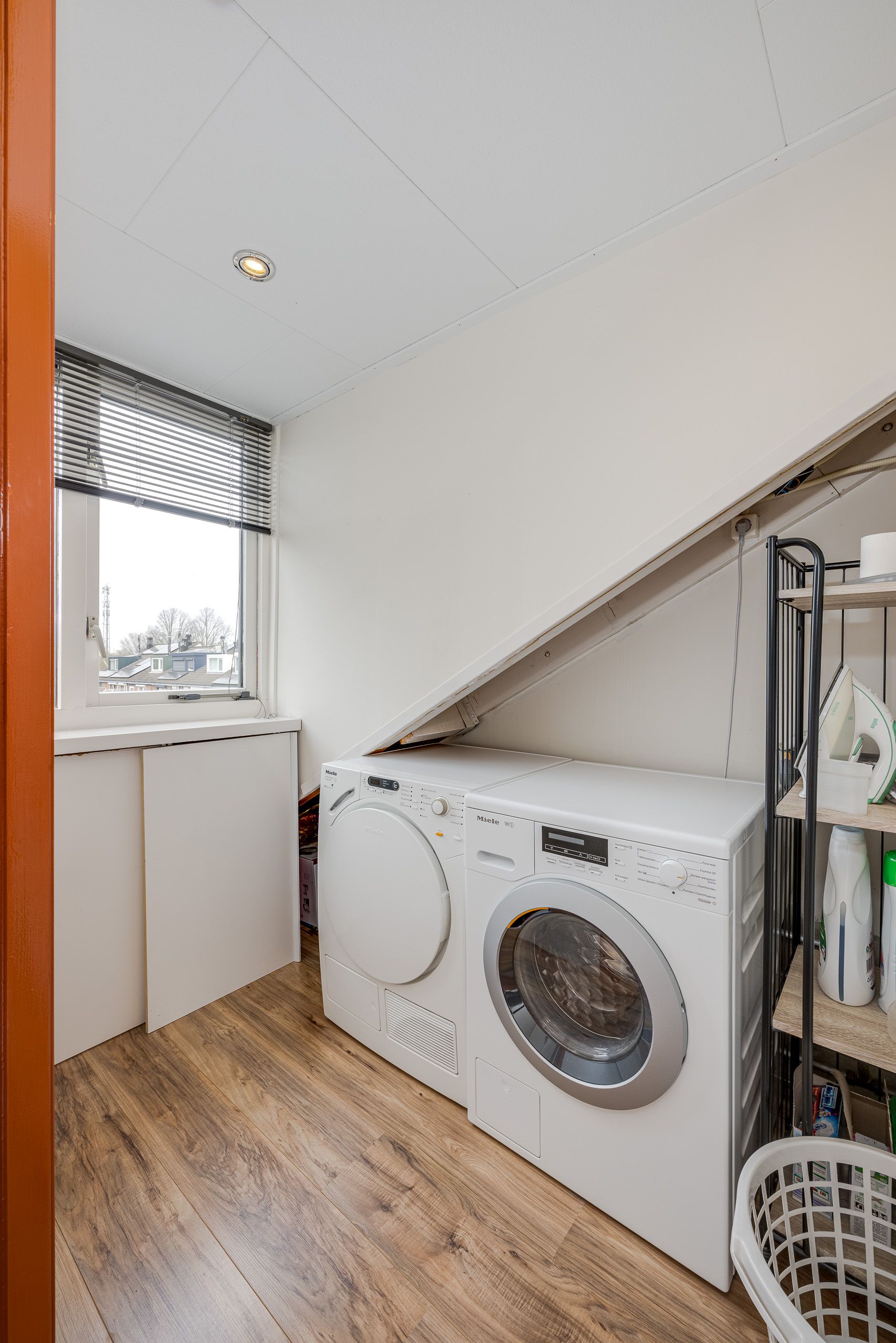 Spacious Extended Five-Room Terraced House in Voorschoten Bijdorp — 36