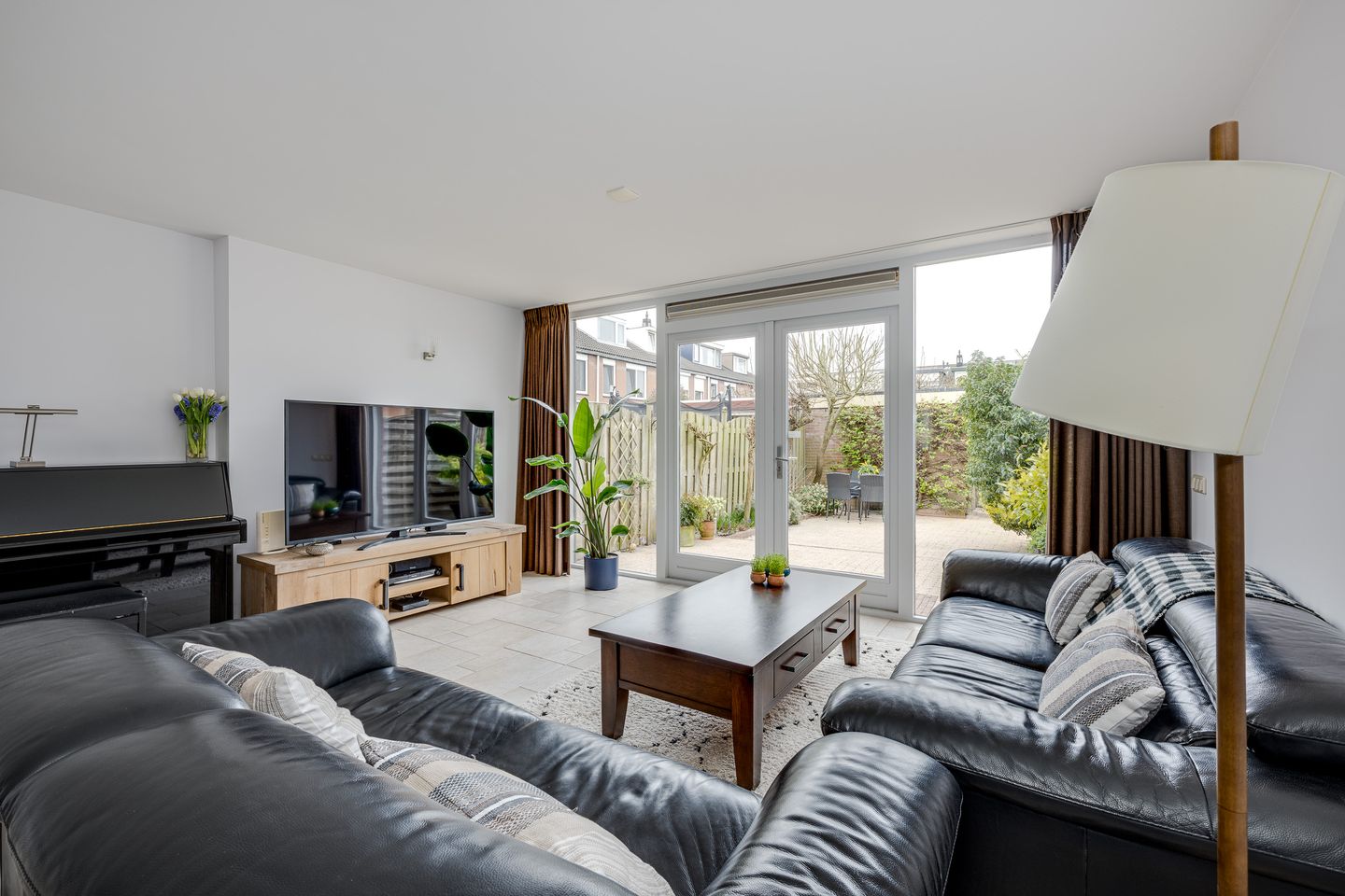 Spacious Extended Five-Room Terraced House in Voorschoten Bijdorp — 14