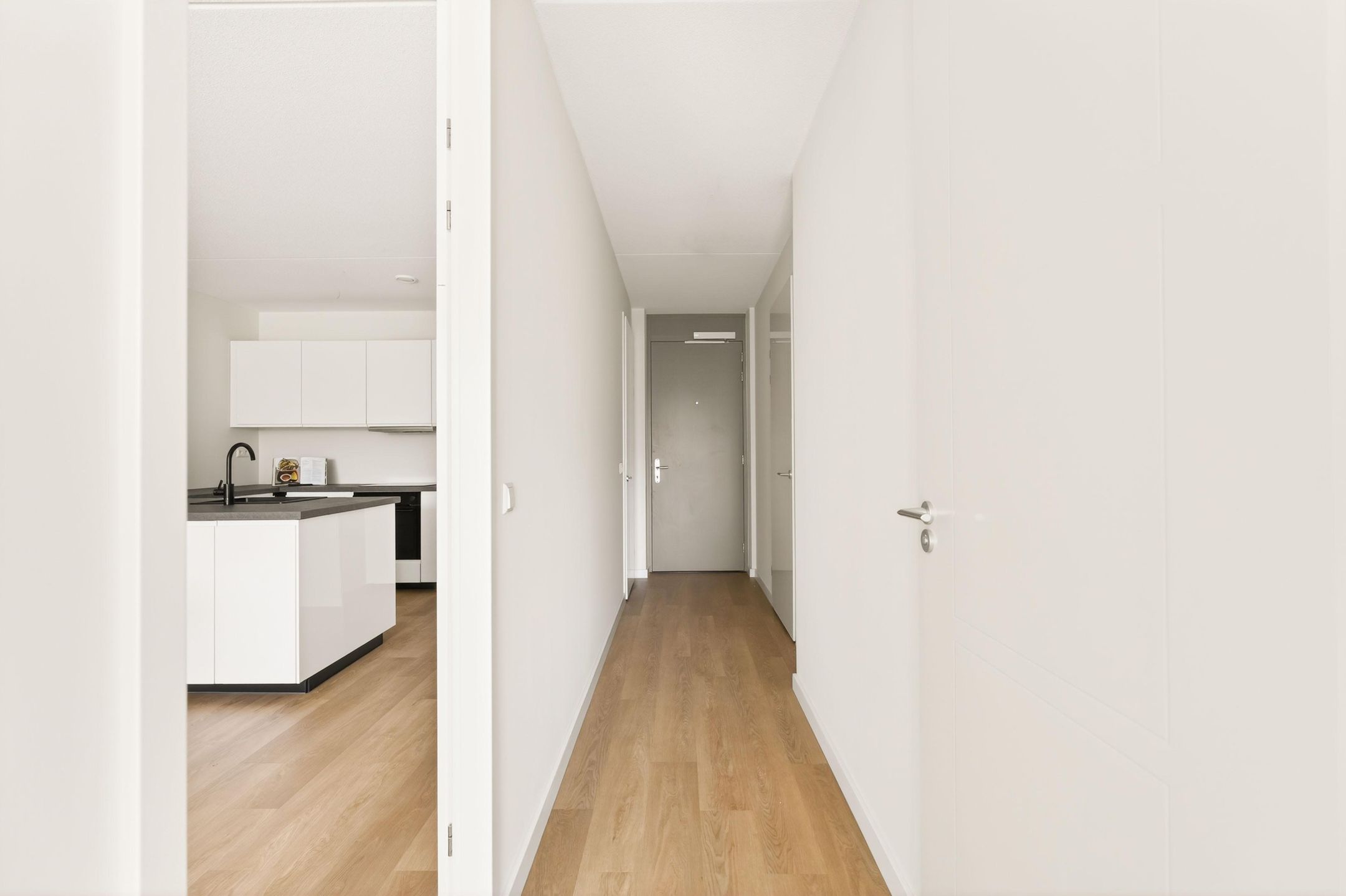 Foto 21 van Leeuwstraat 85