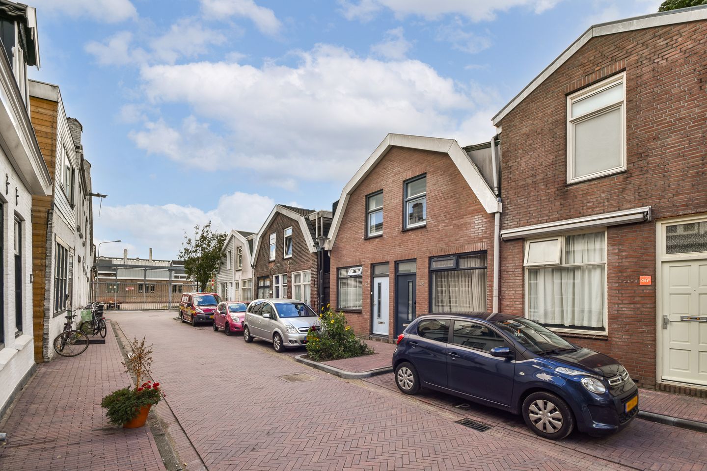 Photo 20 of Valkstraat 48