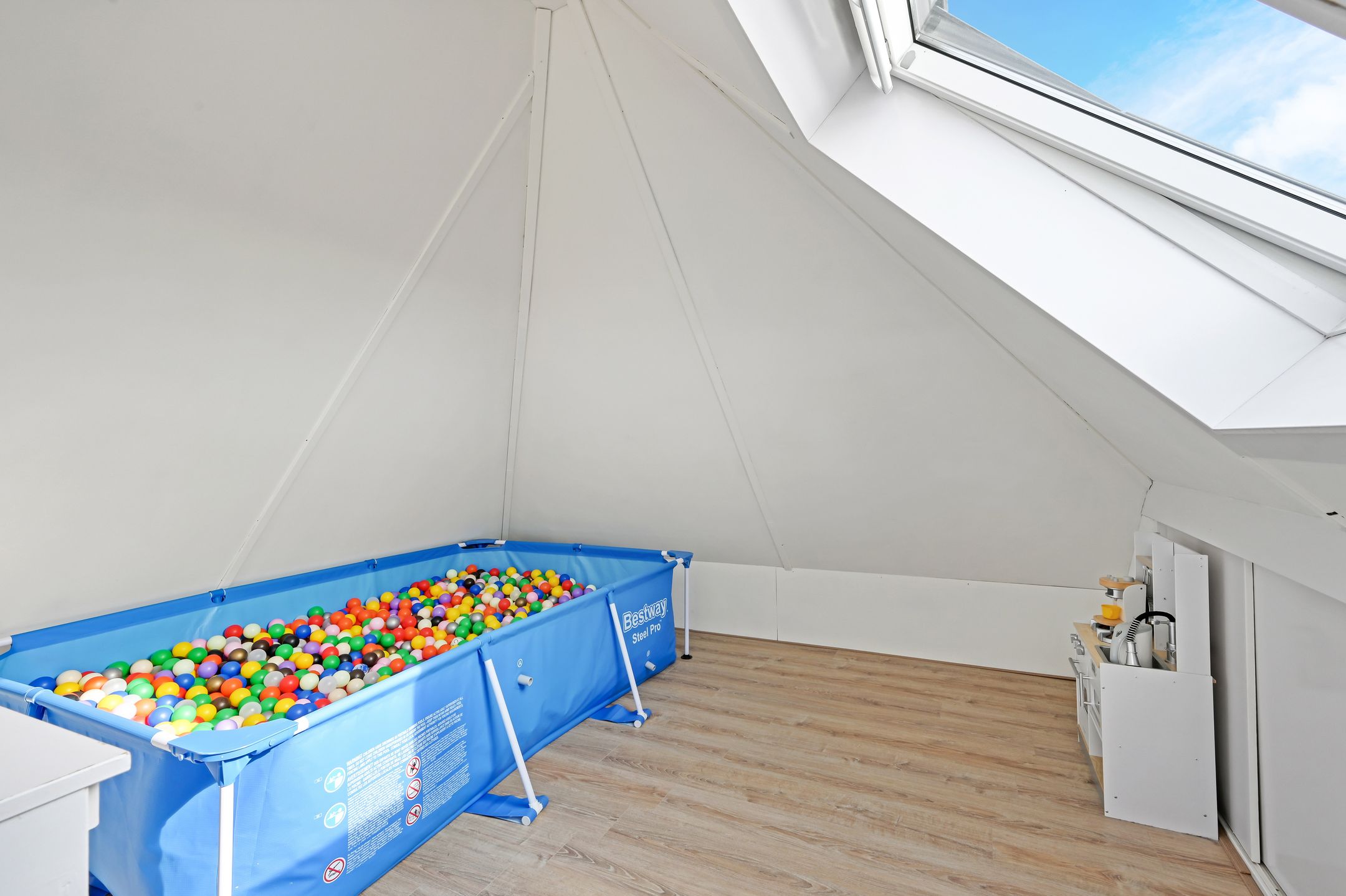 Foto 33 van Pablo Picassostraat 5