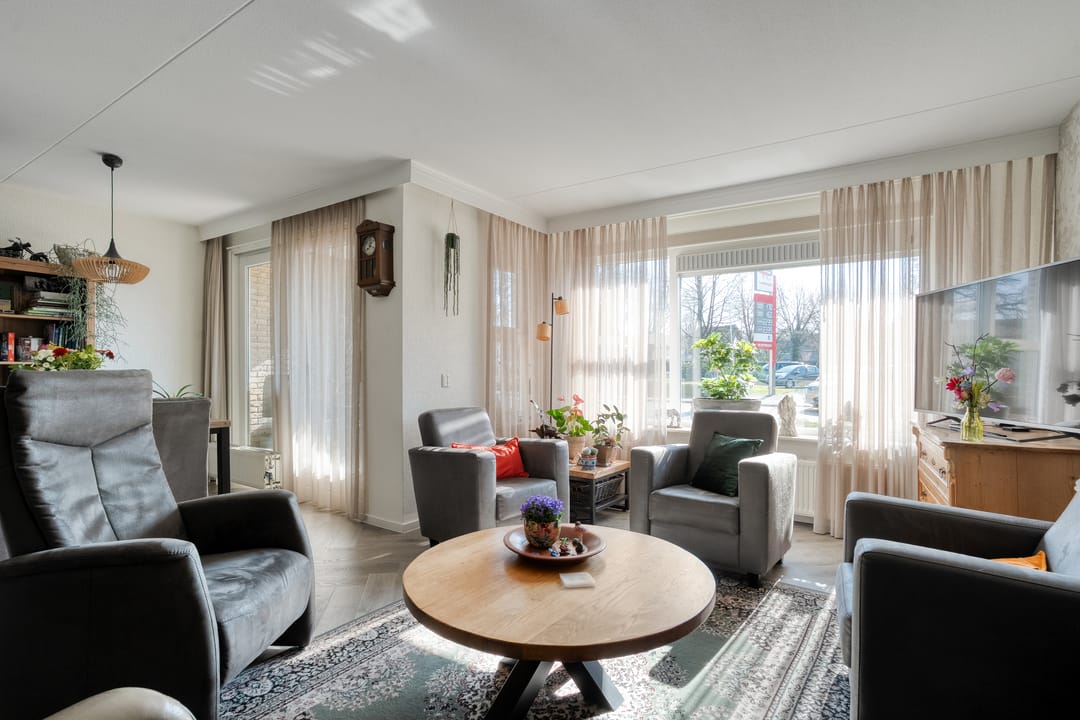 Photo 11 of Jacob van Houtestraat 12-03