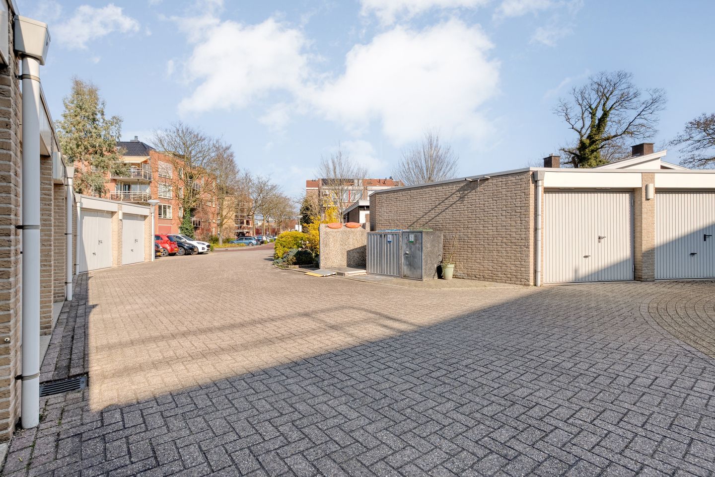 Photo 5 of Jacob van Houtestraat 12-03