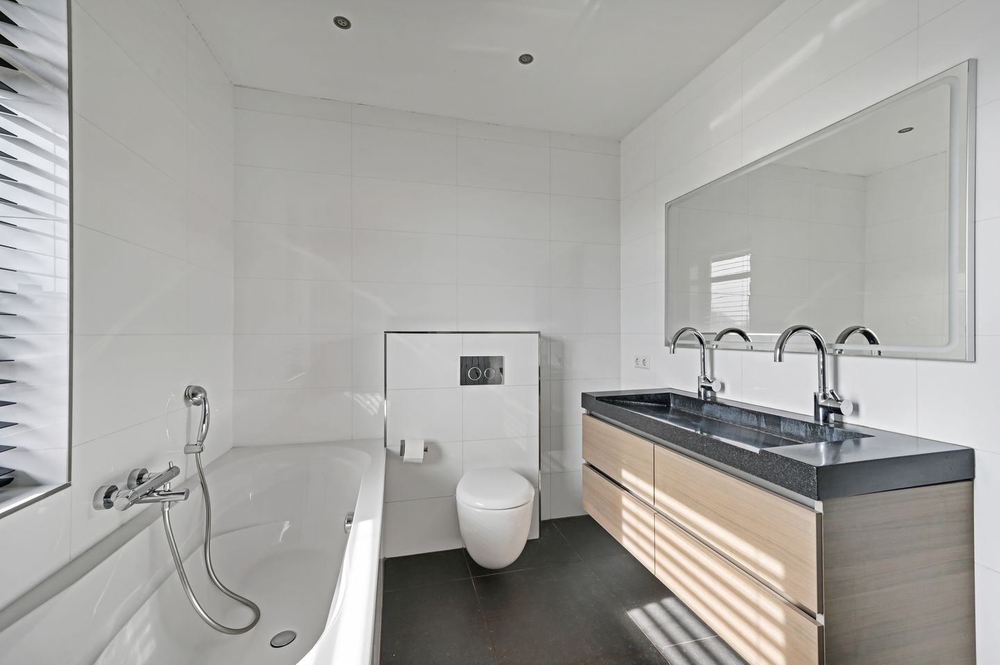 Foto 29 van Pablo Picassostraat 5