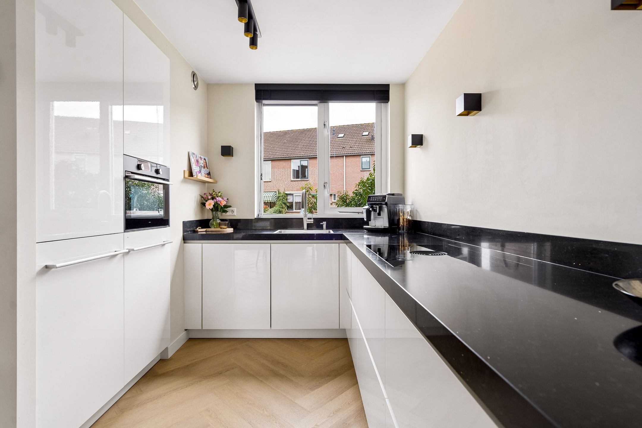 Foto 18 van Goudsbloem 30