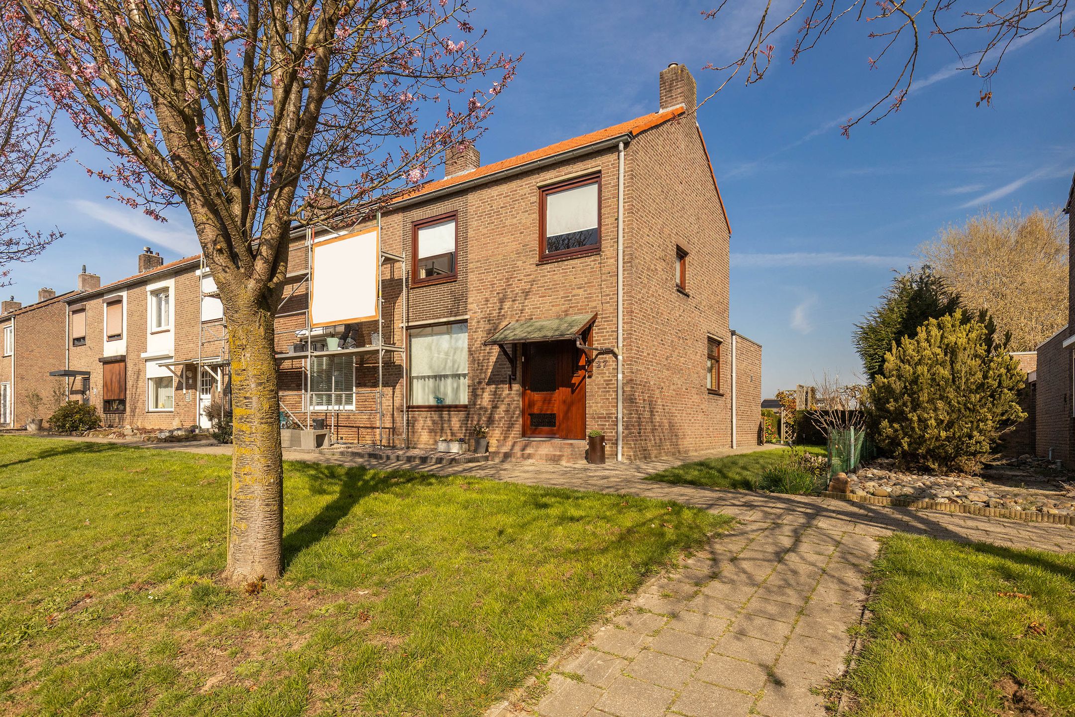 Past Daemenstraat 27 