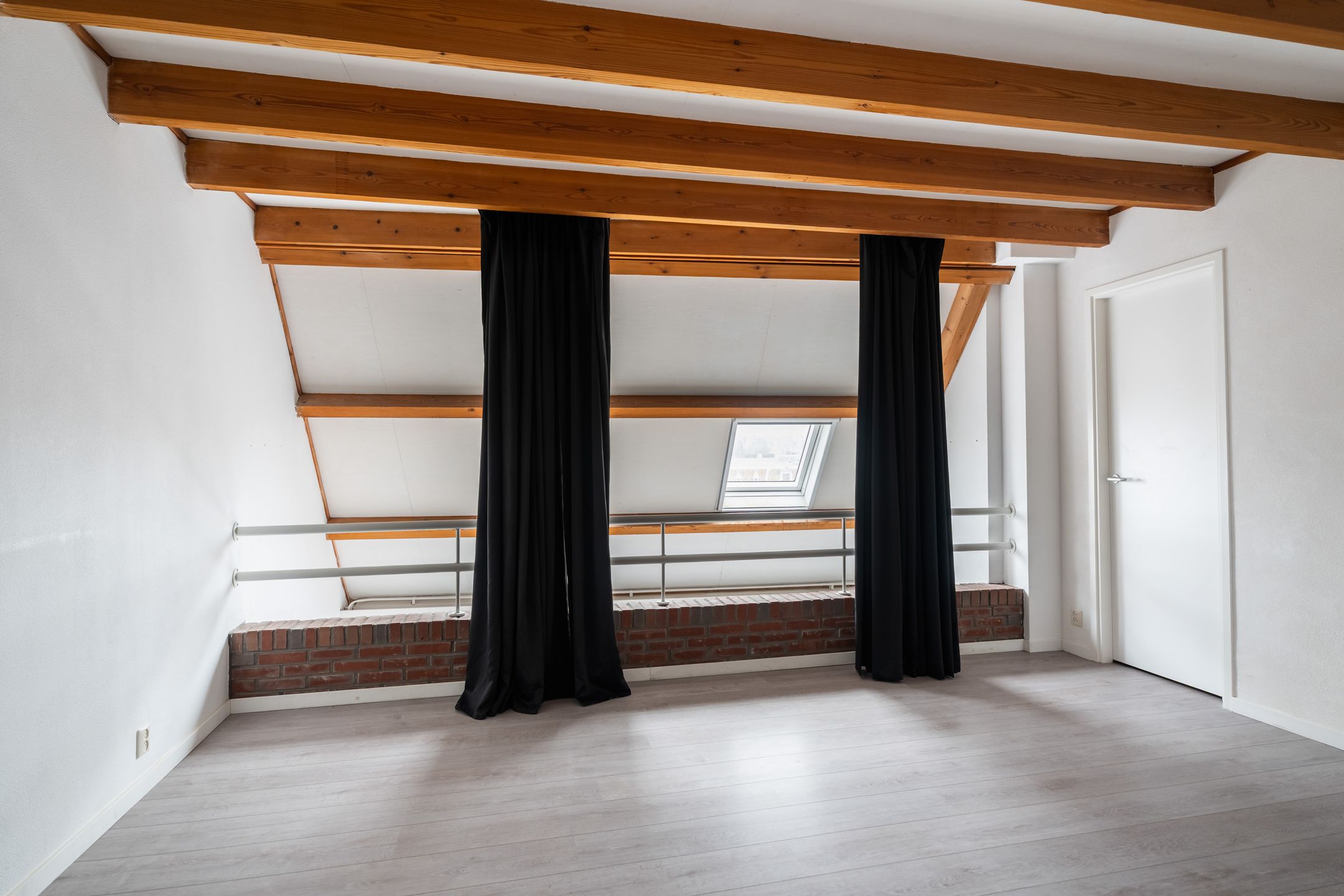 Foto 24 van Kattensingel 76-D