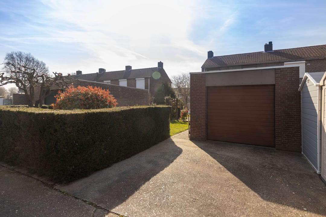 Foto 43 van Past Daemenstraat 27