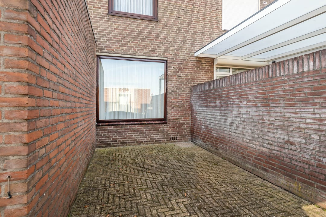 Foto 31 van Past Daemenstraat 27