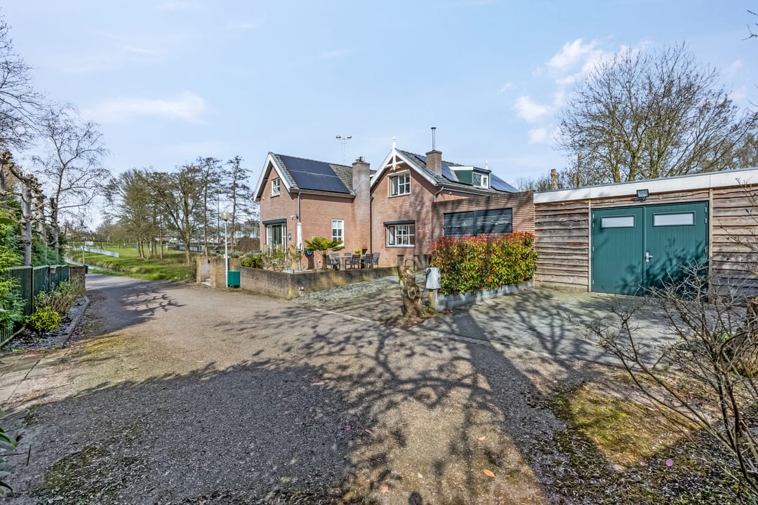 Photo 1 of Rivierenlandlaan 2