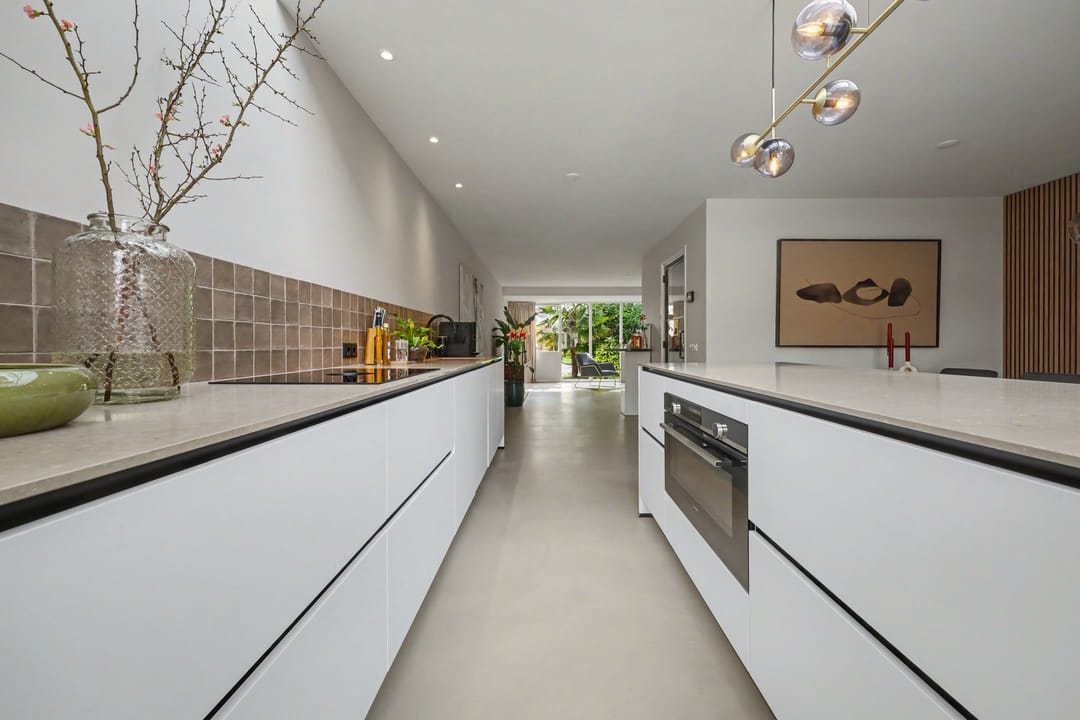 Luxurious Fully Modernized Semi-Detached Home with A+ Energy Label in Vijverhof — 16