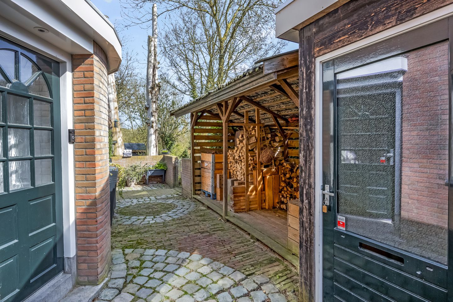 Photo 64 of Rivierenlandlaan 2