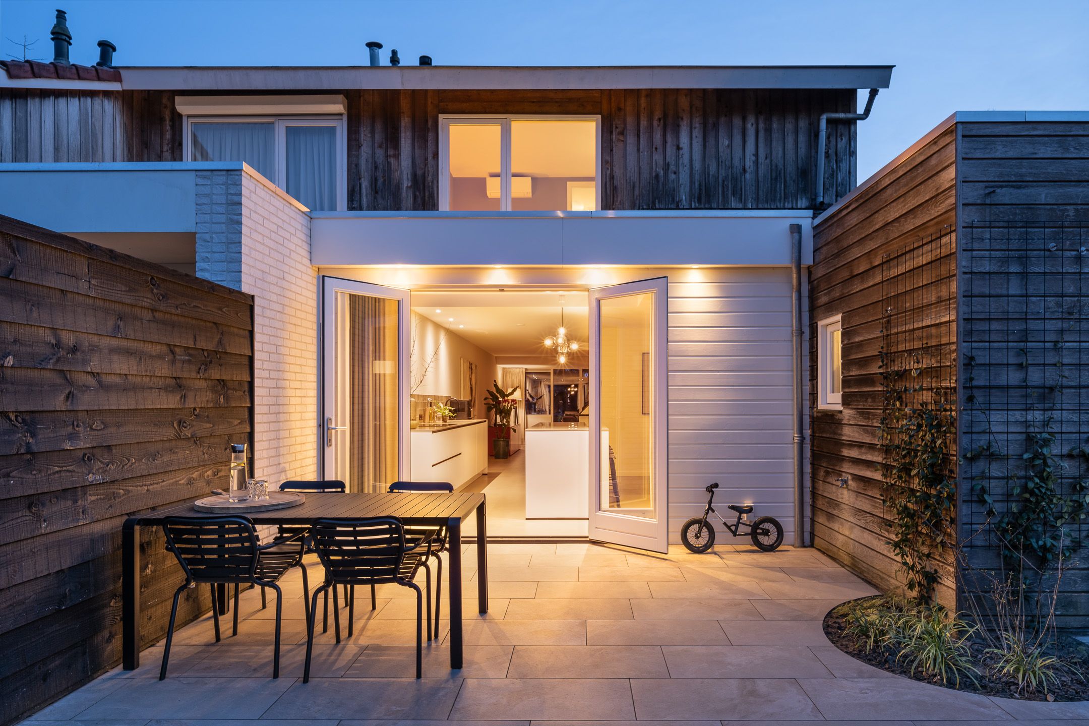 Luxurious Fully Modernized Semi-Detached Home with A+ Energy Label in Vijverhof — 55