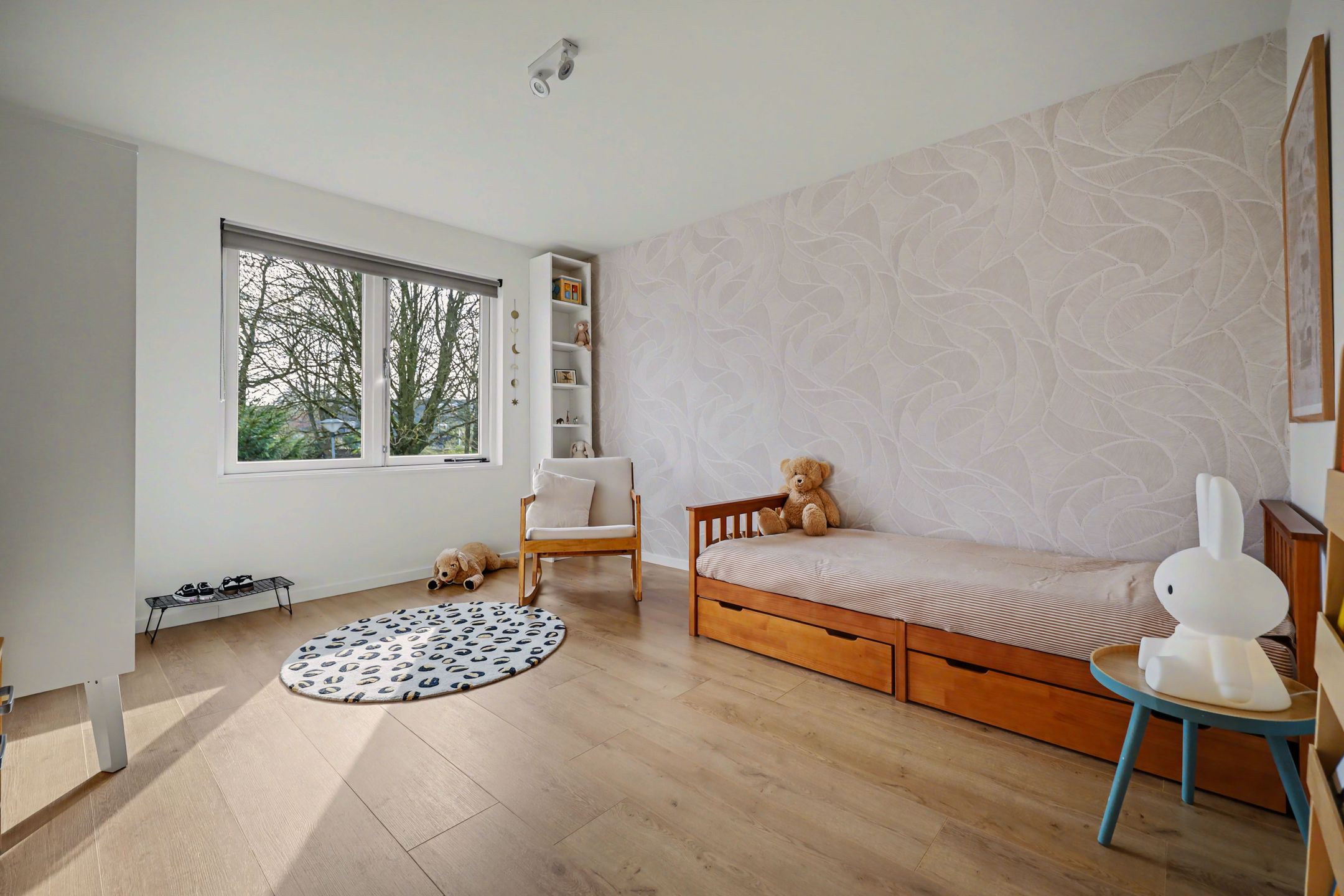 Luxurious Fully Modernized Semi-Detached Home with A+ Energy Label in Vijverhof — 37