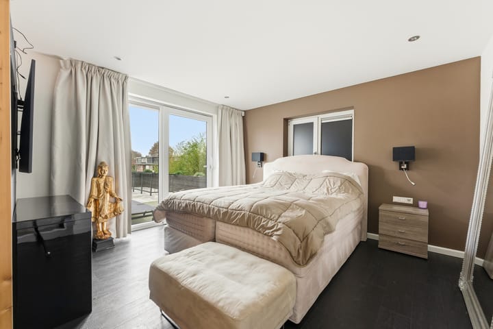 Foto 4 van F. van der Poest Clementlaan 51