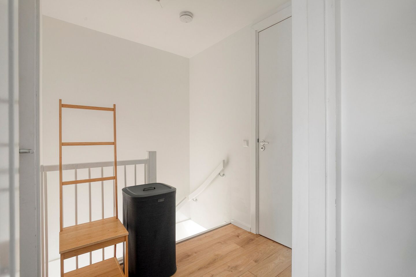 Renovated corner home from 1910 in quiet Zaandam neighborhood — 14