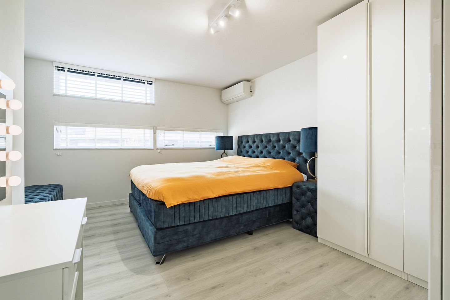 Foto 19 van Martinus Nijhoffhove 55